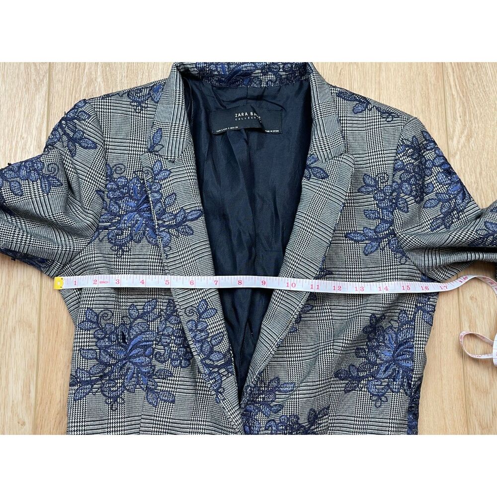 Zara Basic Collection Plaid Blazer With Floral Em… - image 5